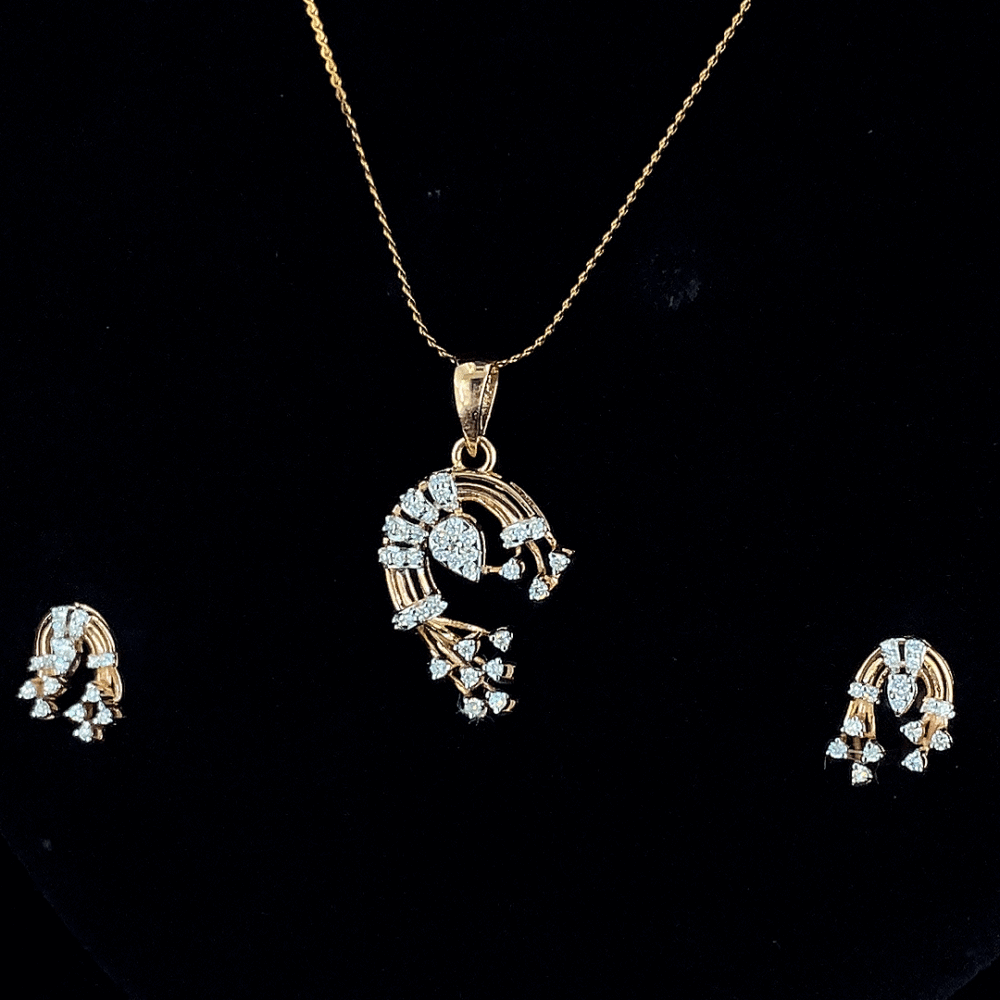 Lustra Diamond Pendant & Earrings Set