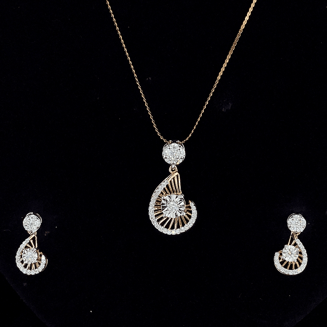 Orlina Diamond Pendant Set (1)