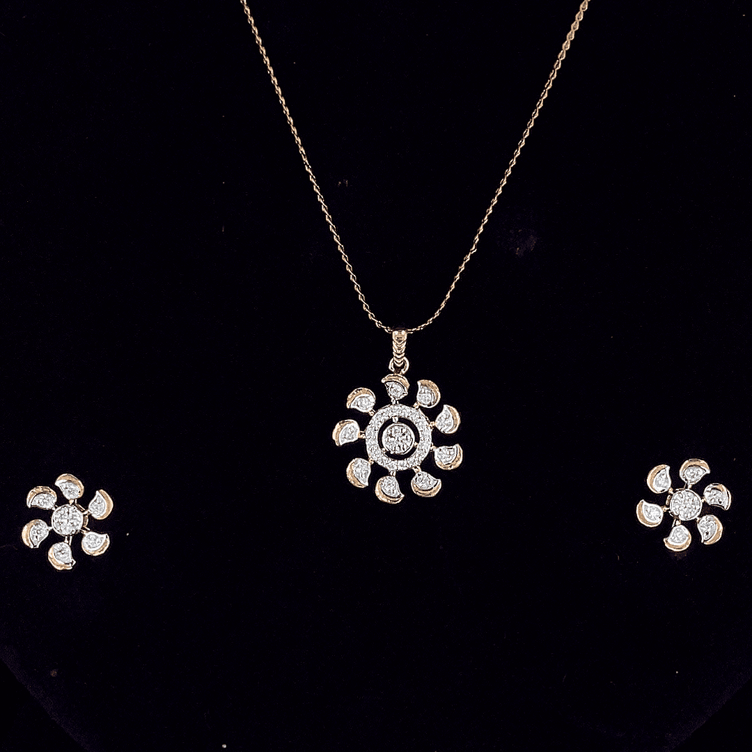 Solmira Diamond Pendant Set (2)