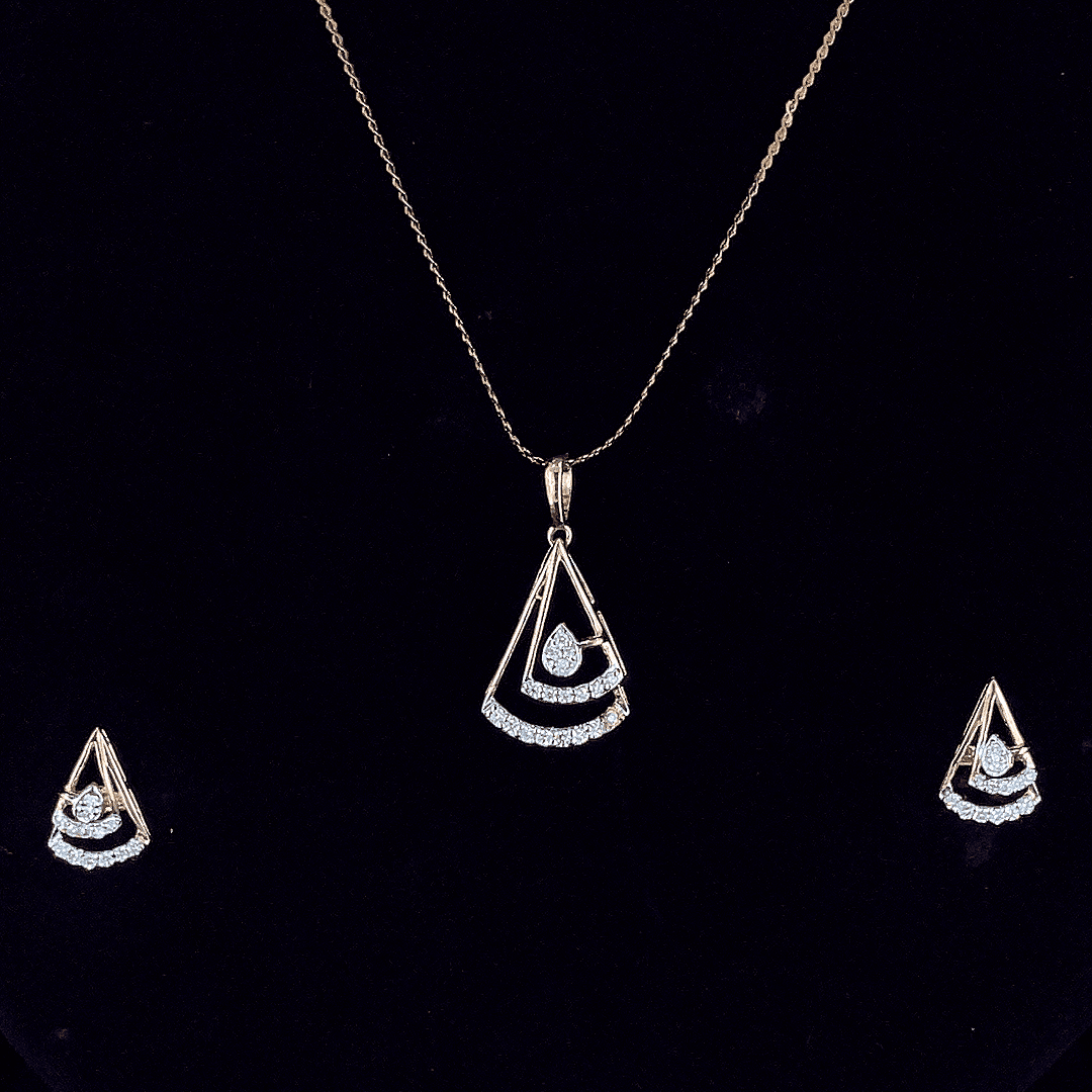 Velisara Diamond Pendant Set (1)